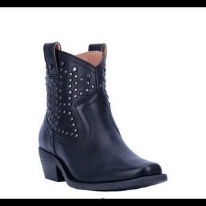Black Dingo boots with studs